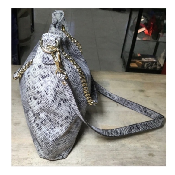 Michael Kors Womens Snakeskin Python Leather Bucket Shoulder Bag Purse Medium - Picture 4 of 8